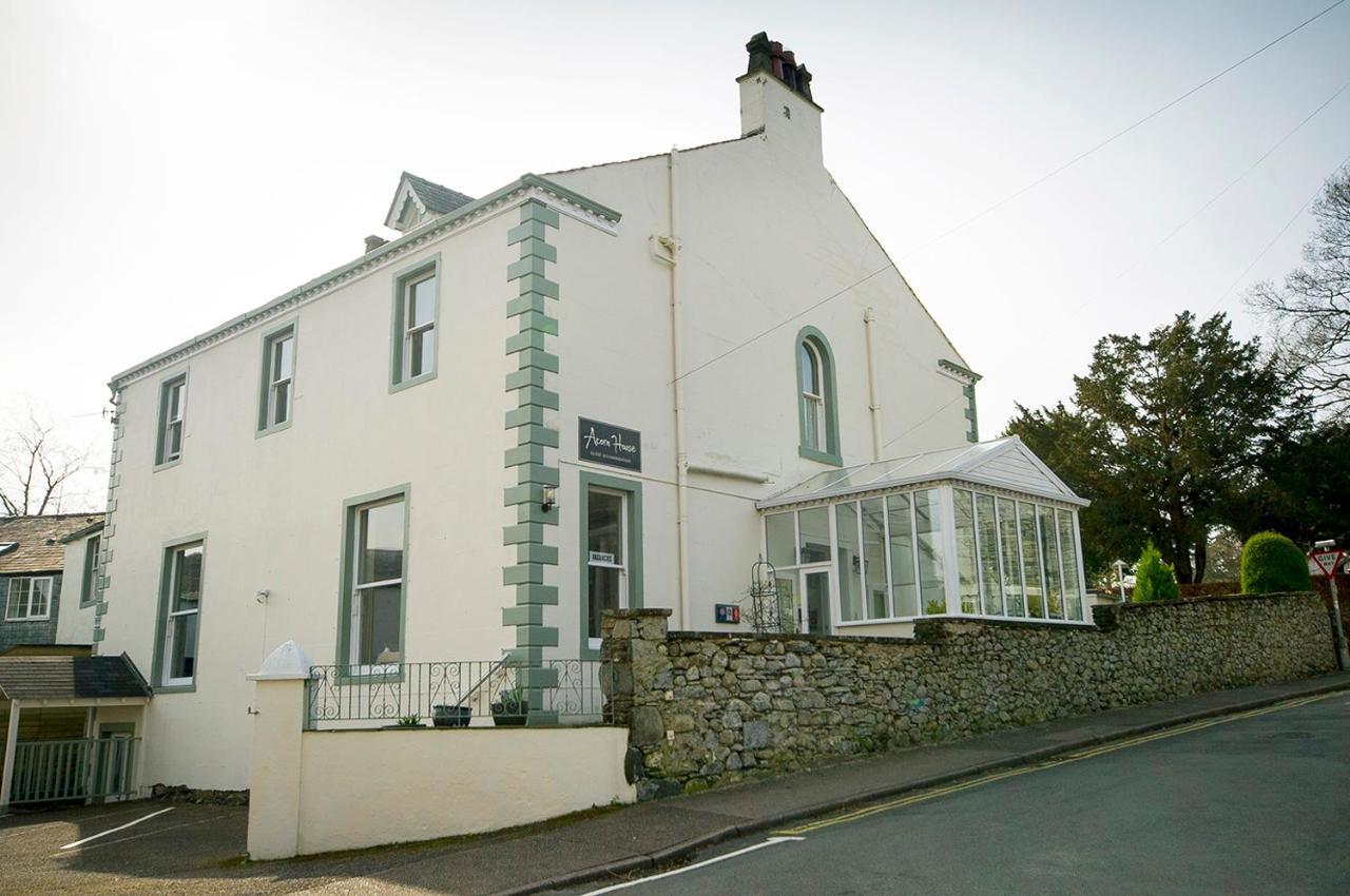 Guest house Acorn House